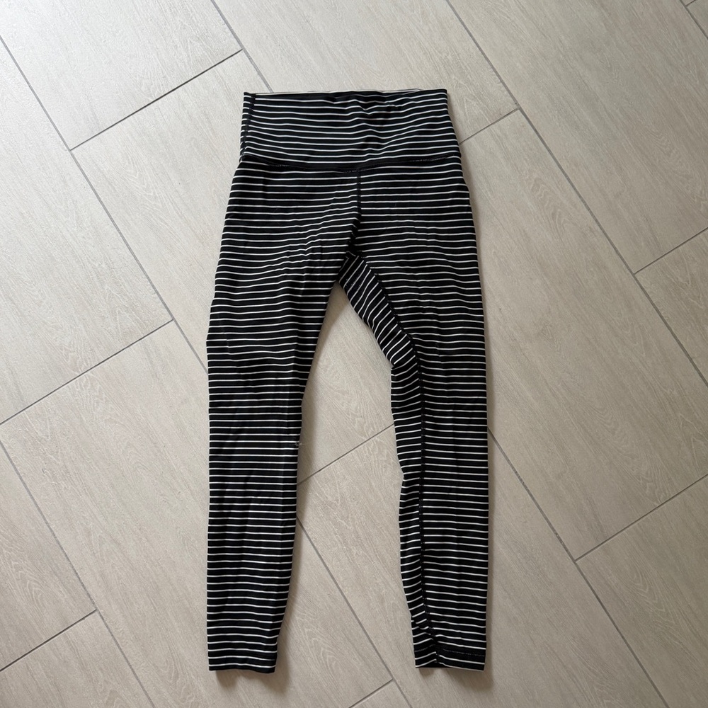 Lululemon striped leggings size 6